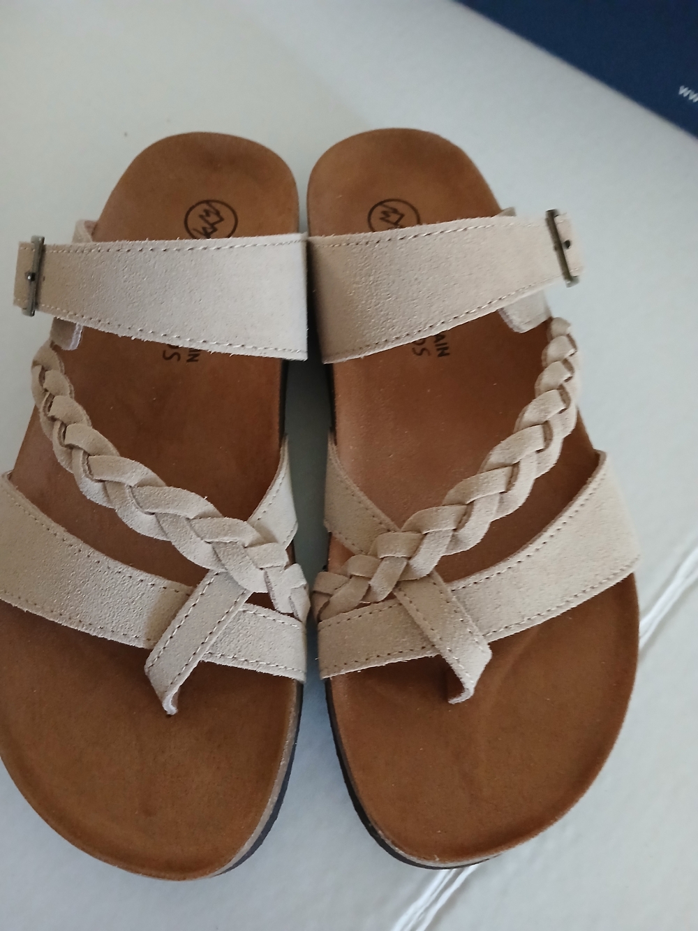 White Mountain Size 8 Women's Taupe Braided Strap Sandals $40 - Picture 8 of 9